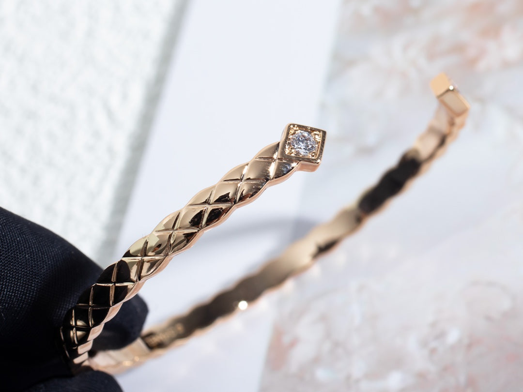 Chanel Crush Bracelet Open Cuff 2 Diamond