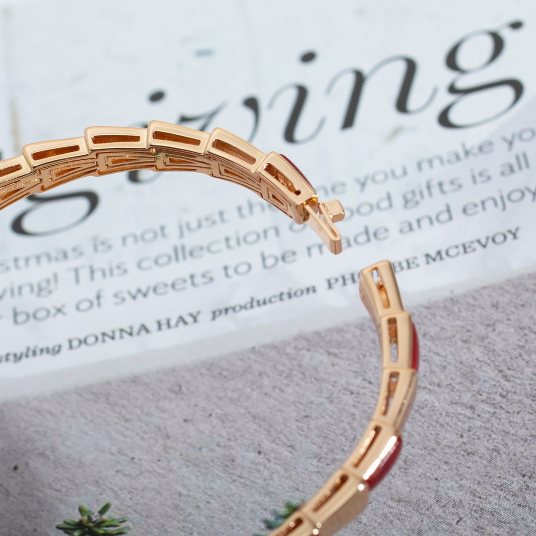 BVLGARI SERPENTI BRACELET PINK GOLD RUBELLITE