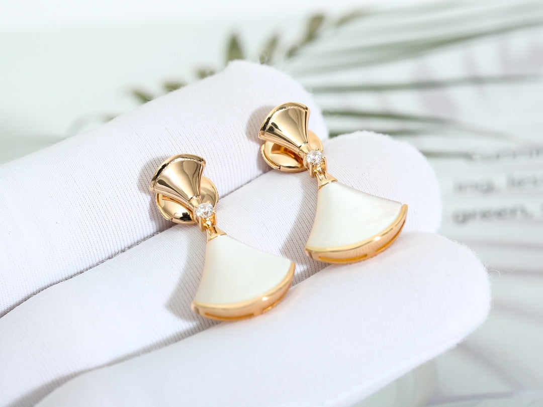 BVLGARI DREAM MOP PINK GOLD EARRINGS
