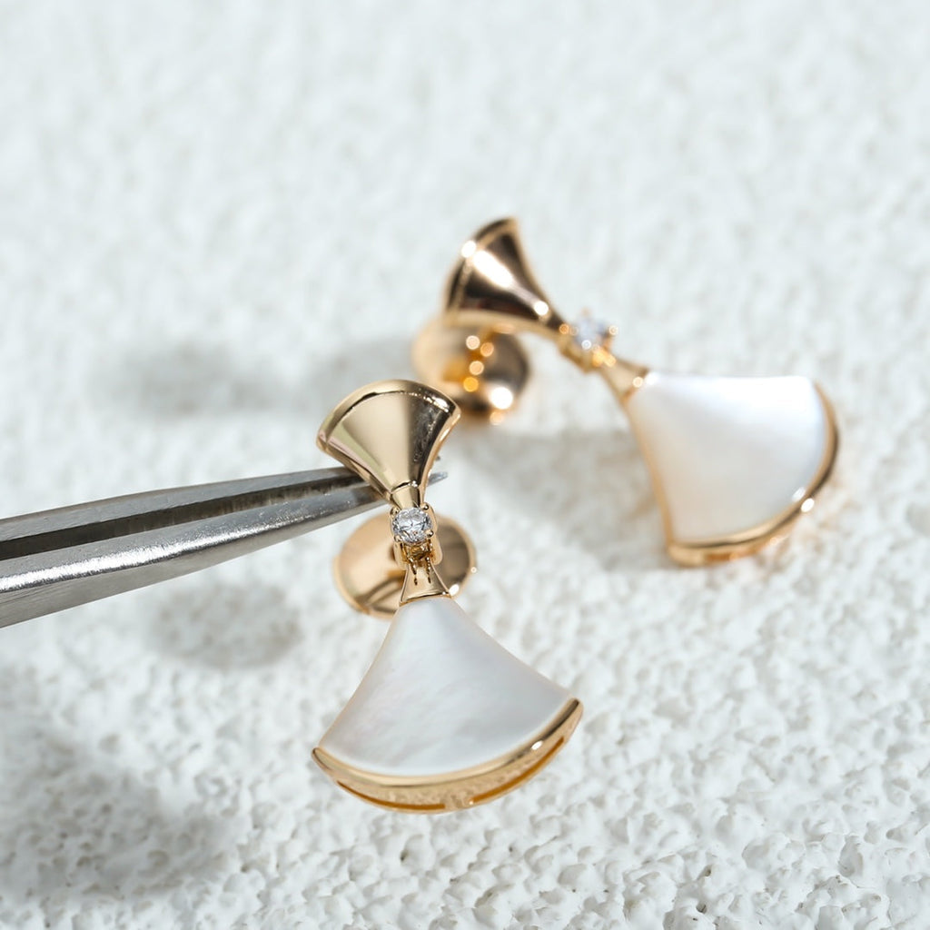 BVLGARI DREAM MOP PINK GOLD EARRINGS