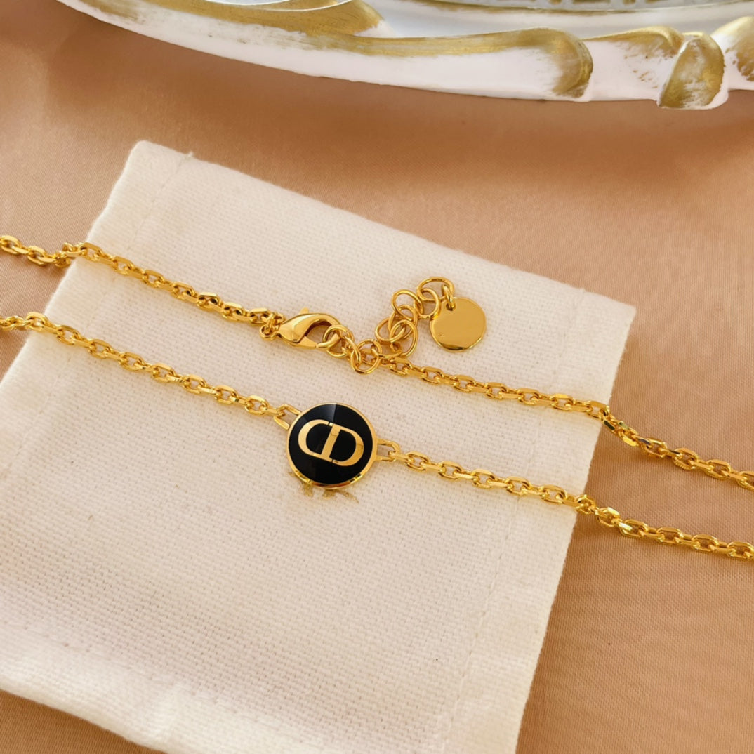 DIOR CD PEDANT NECKLACE GOLD