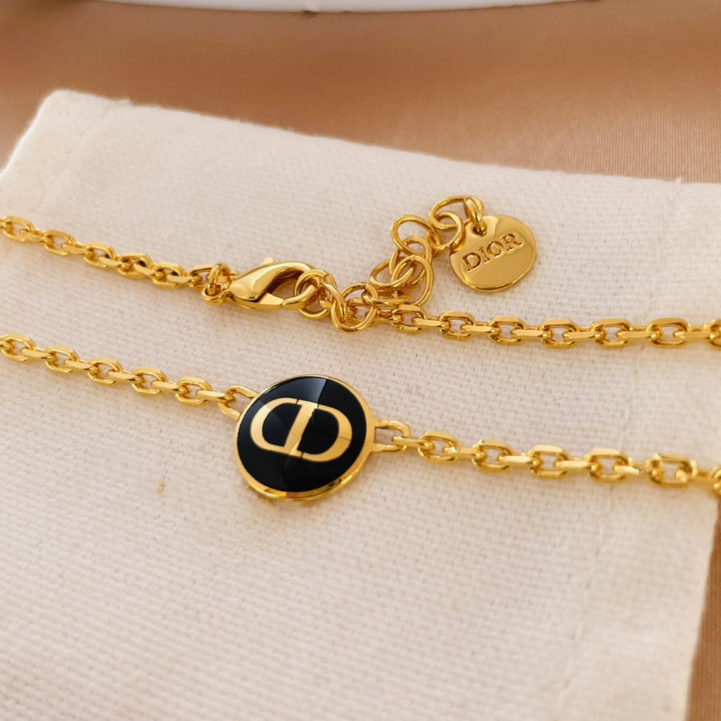 DIOR CD PEDANT NECKLACE GOLD