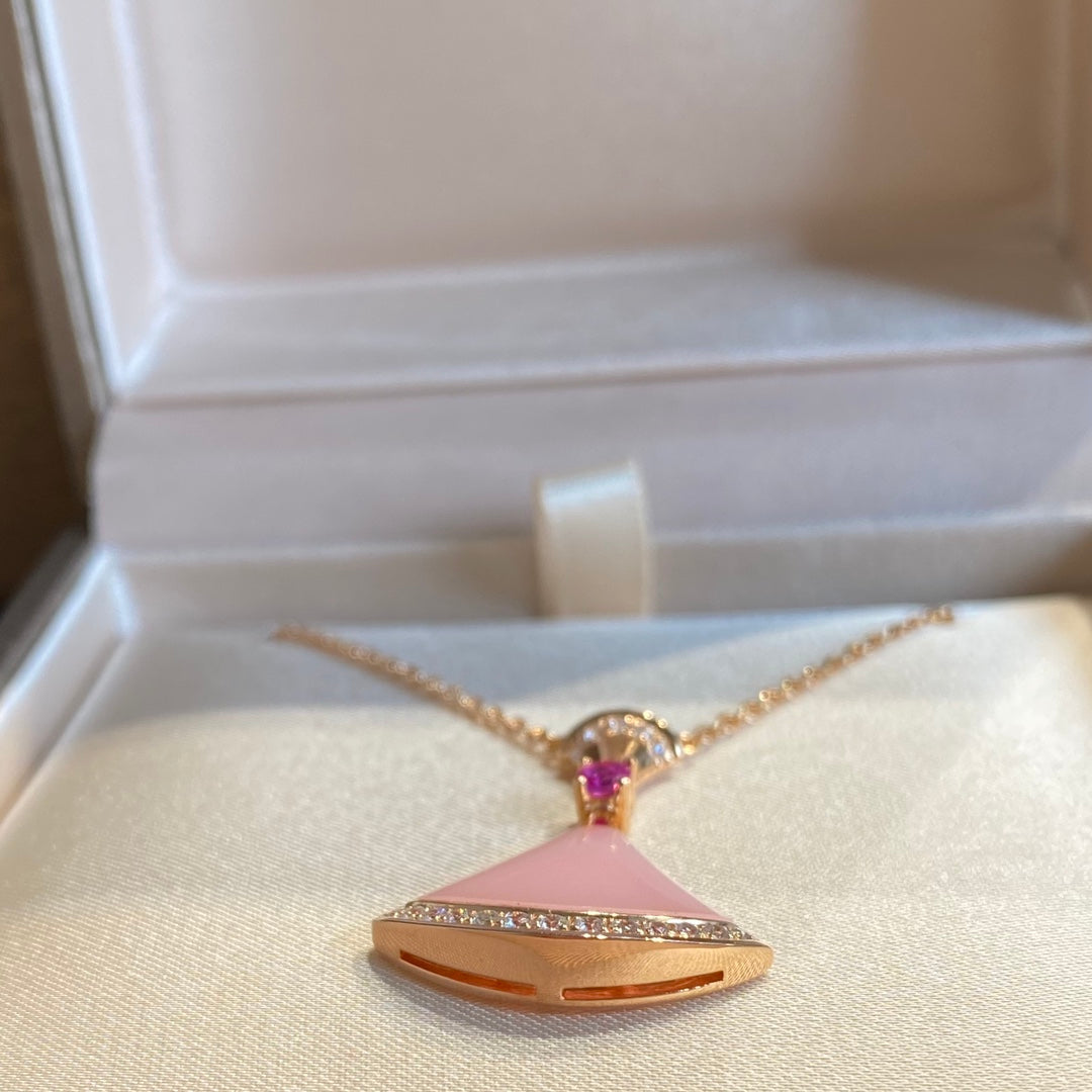 BVLGARI DREAM NECKLACE PINK OPAL
