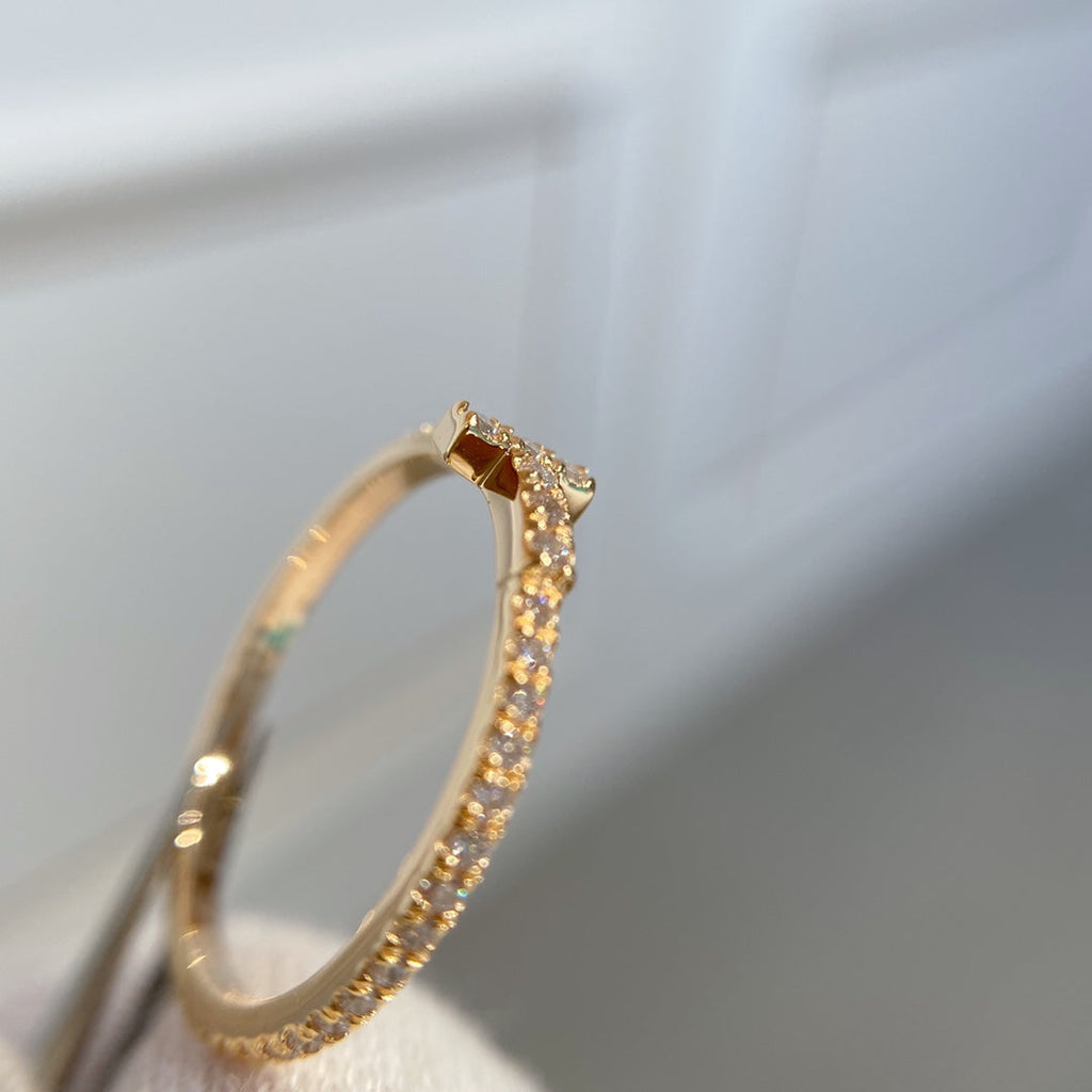 TIFFANY T RING DIAMOND PINK GOLD