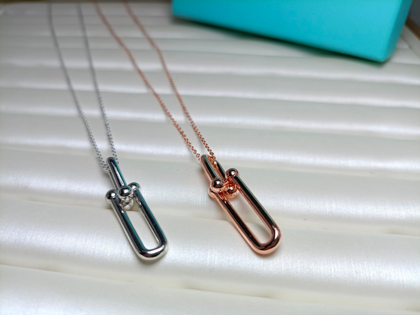 TIFFANY HARDWEAR DROP DOUBLE LINK PEDANT NECKLACE