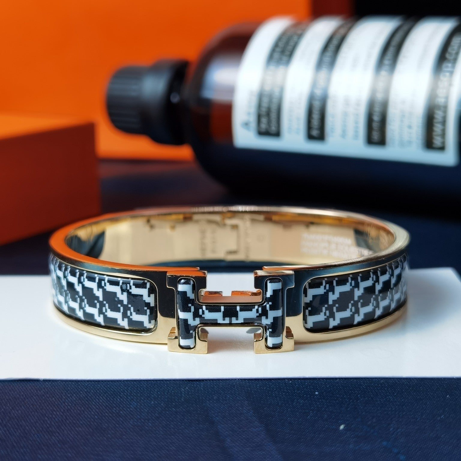 HERMES H HORSE BRACELET 12MM