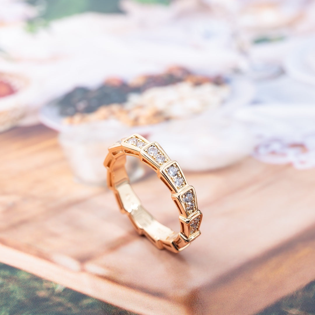 BVLGARI SERPENTI RING PINK GOLD DIAMOND PAVED 3MM