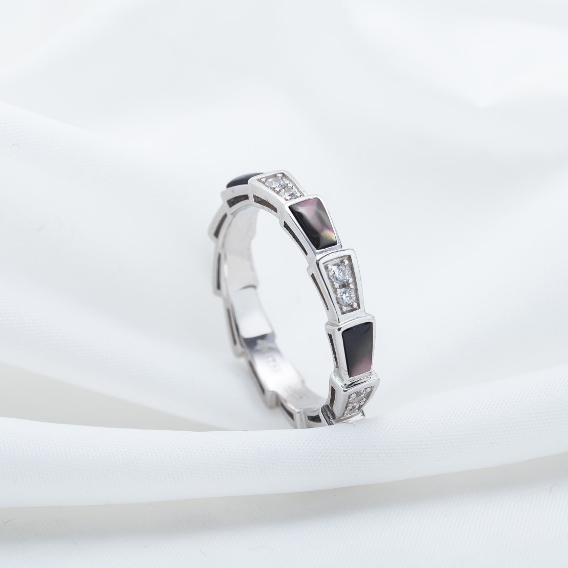 BVLGARI SERPENTI RING SILVER DIAMOND BLACK MOP 3MM