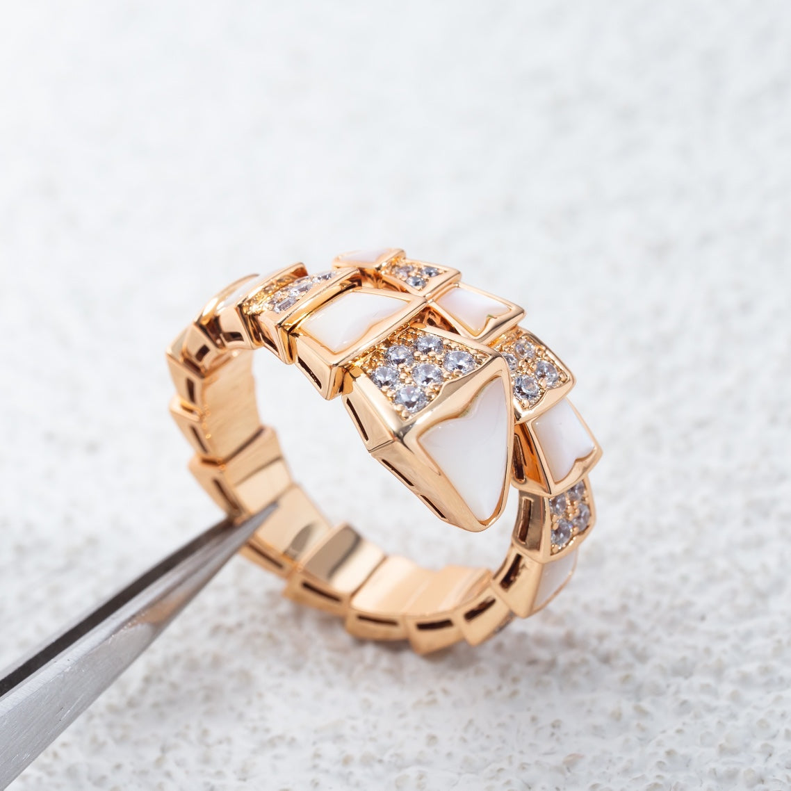BVLGARI SERPENTI RING PINK GOLD DIAMOND MOP