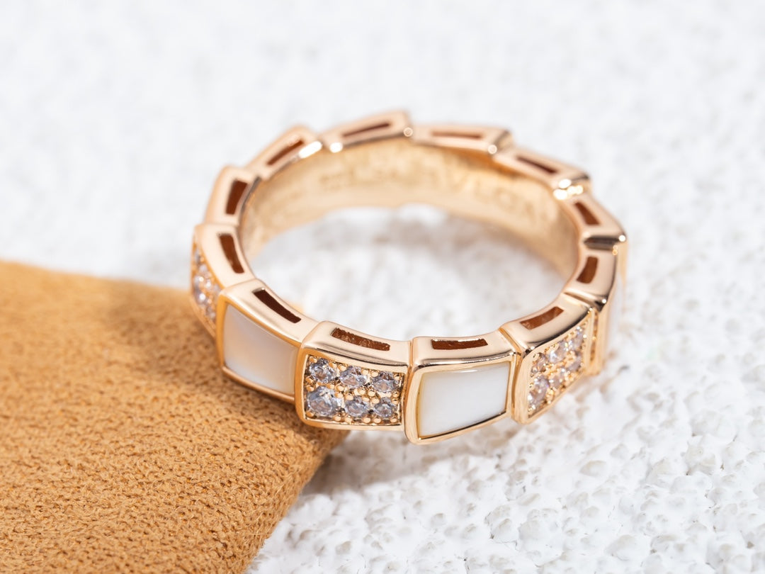 BVLGARI SERPENTI RING PINK GOLD MOP DIAMOND PAVED 4MM