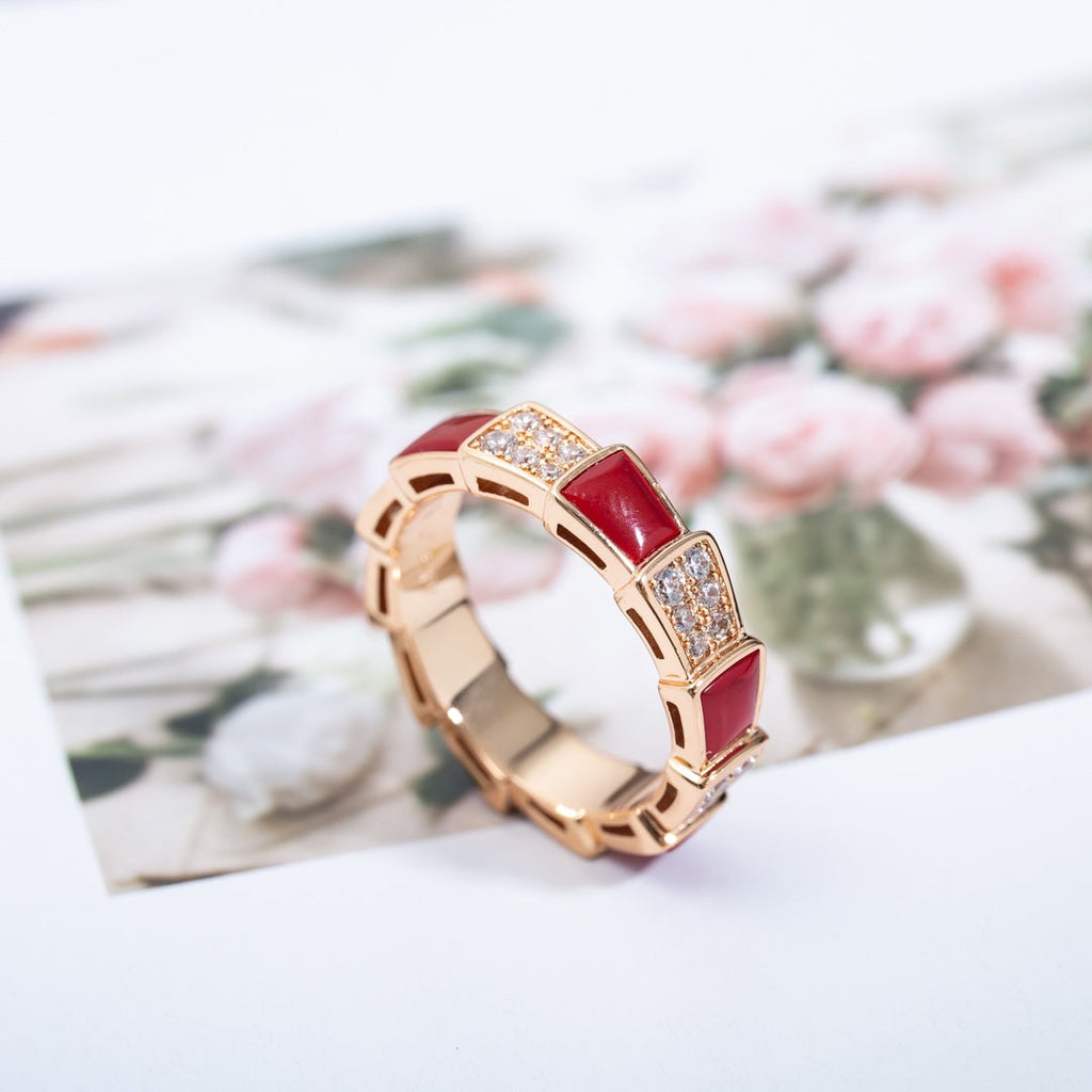 BVLGARI SERPENTI RING PINK GOLD CARNELIAN DIAMOND PAVED 4MM