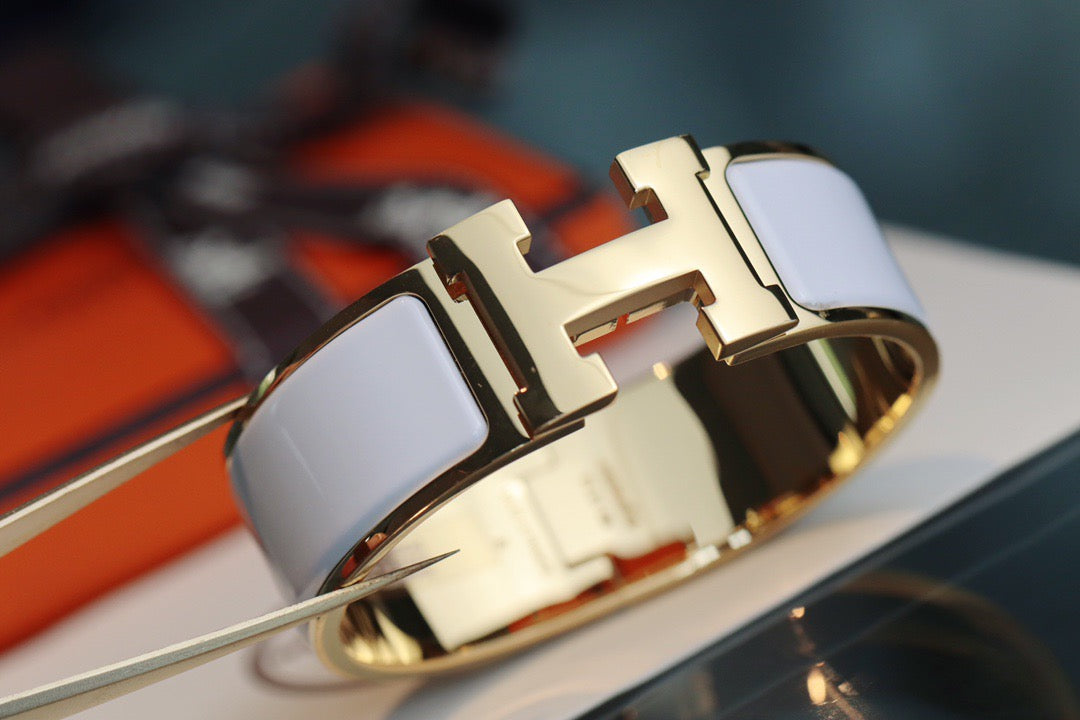 HERMES H BRACELET 18MM GOLD