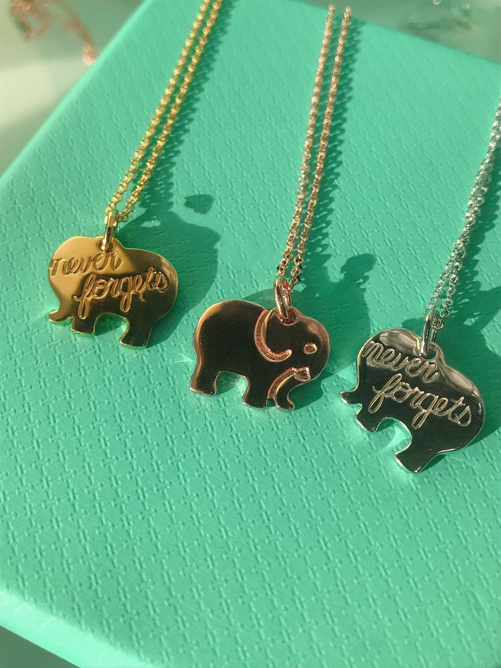 TIFFANY ELEPHANT PEDANT NECKLACE