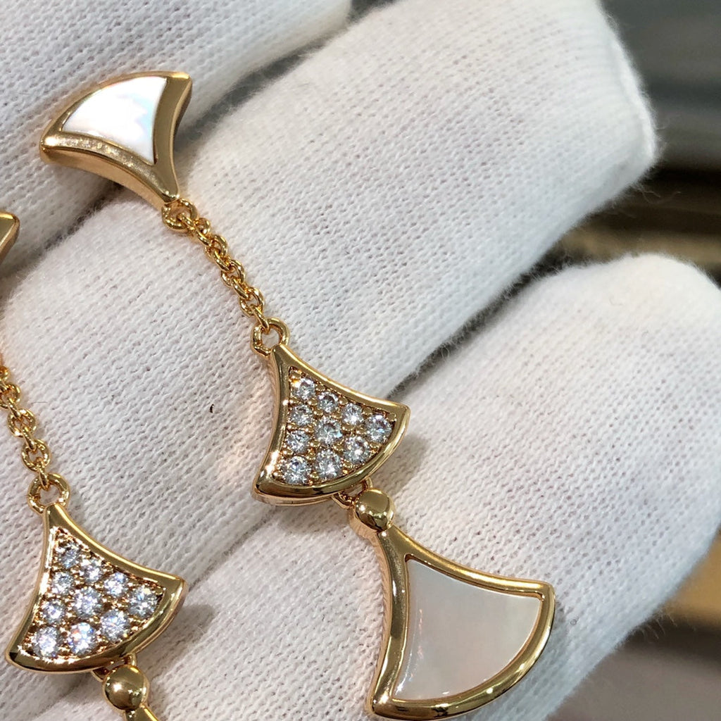 BVLGARI DREAM EARRINGS 3 MOTIFS DIAMOND MOP PINK GOLD