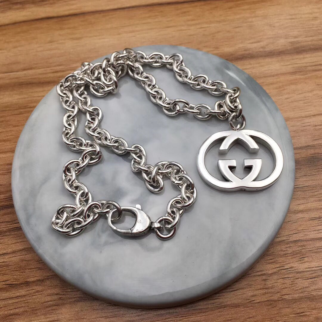 GUCCI GG PEDANT SILVER NECKLACE