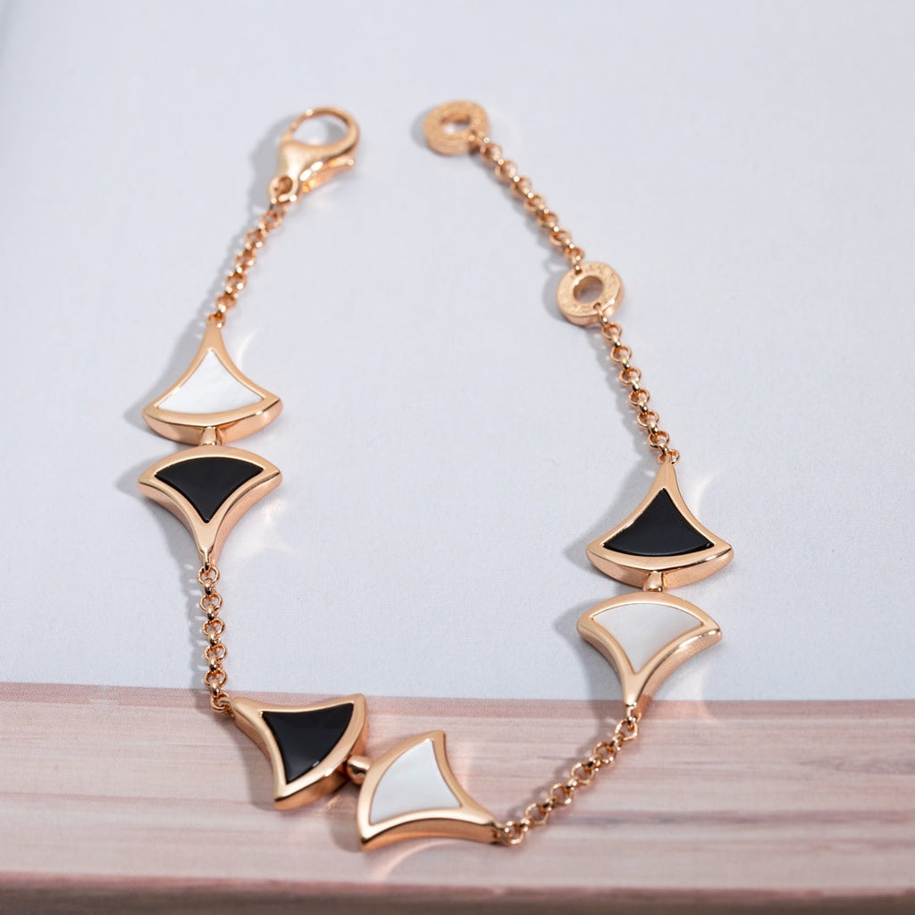 BVLGARI DREAM MOP AND ONYX BRACELET PINK GOLD
