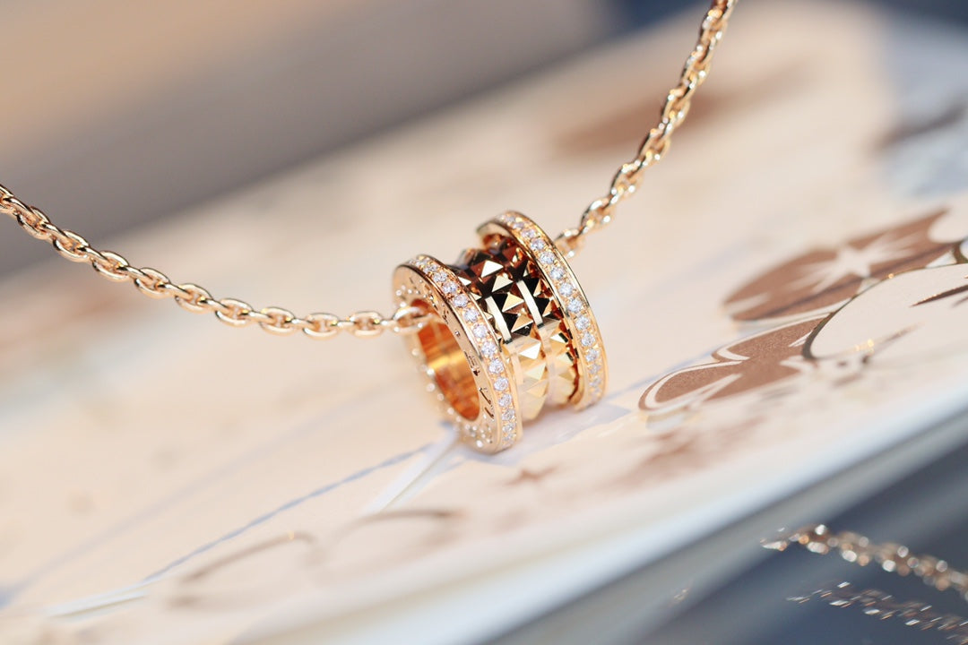BVLGARI ZERO 1 ROCK PEDANT PINK GOLD NECKLACE