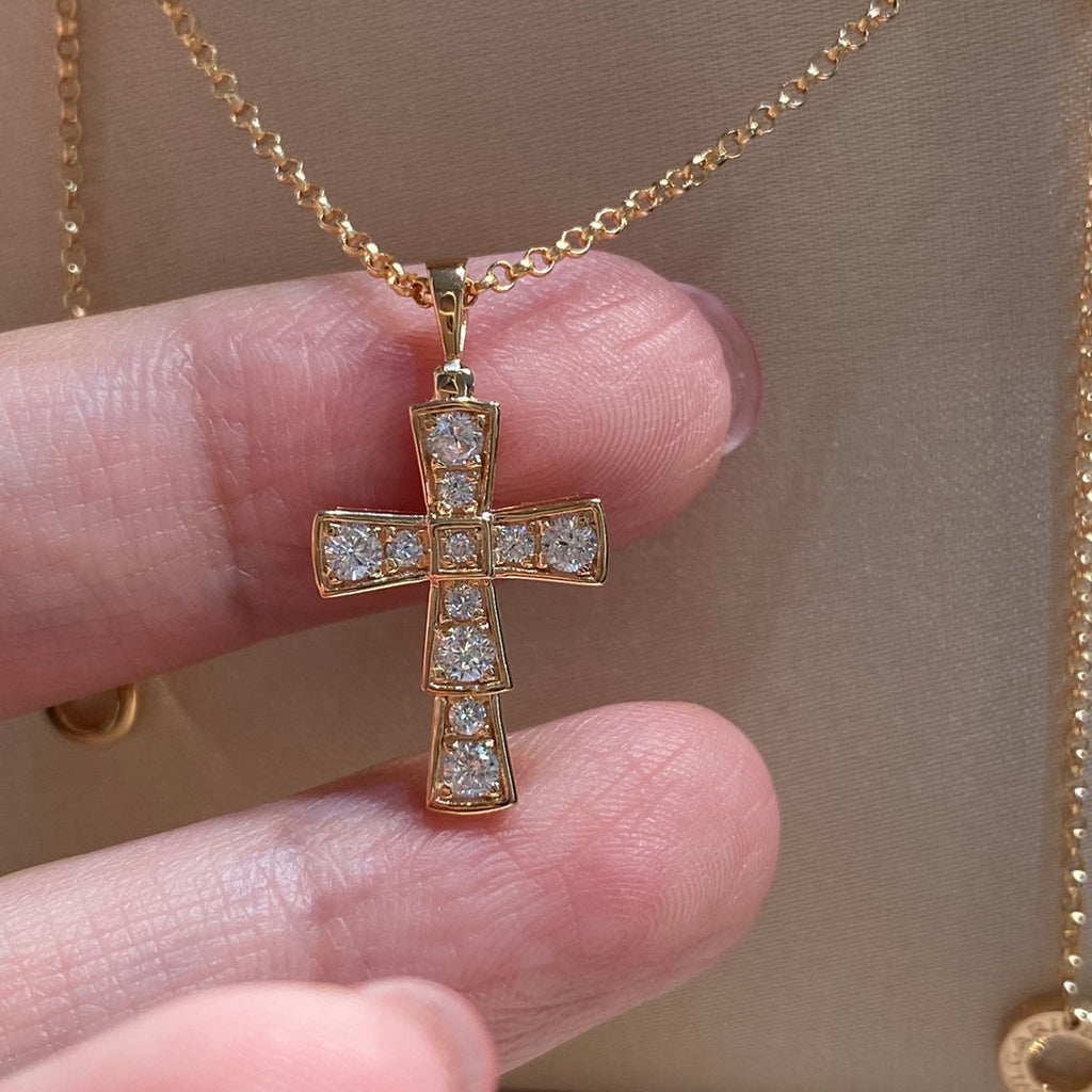 BVLGARI CROCE PEDANT DIAMOND NECKLACE