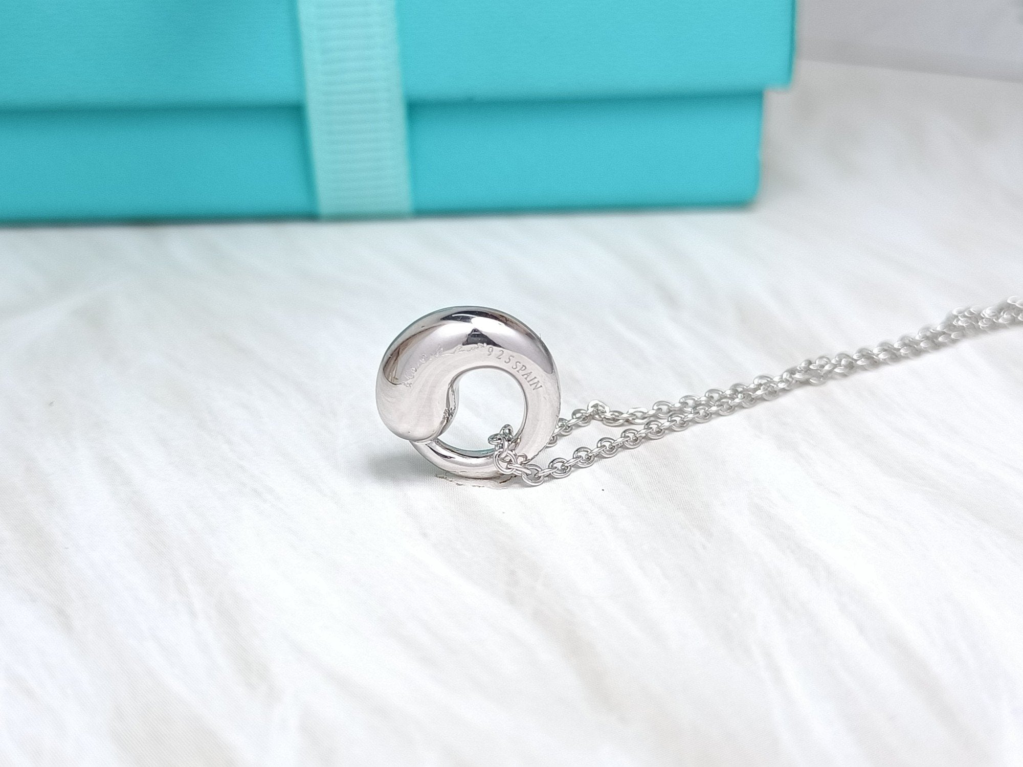 TIFFANY SNAIL PEDANT SILVER NECKLACE