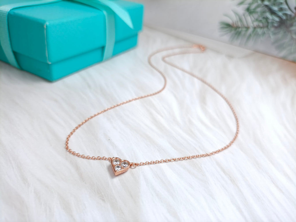 TIFFANY HEART 3 DIAMONDS PEDANT NECKLACE