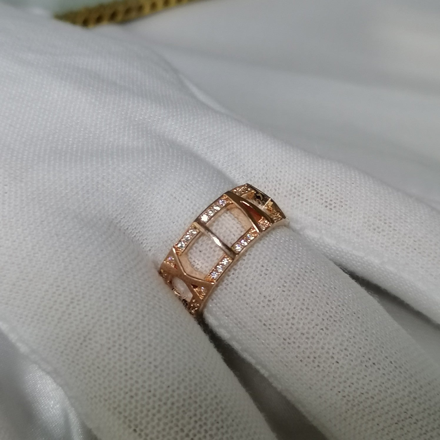TIFFANY ATLAS LARGE OPEN DIAMOND RING