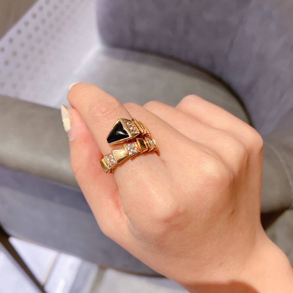 BVLGARI SERPENTI RING PINK GOLD DIAMOND ONYX