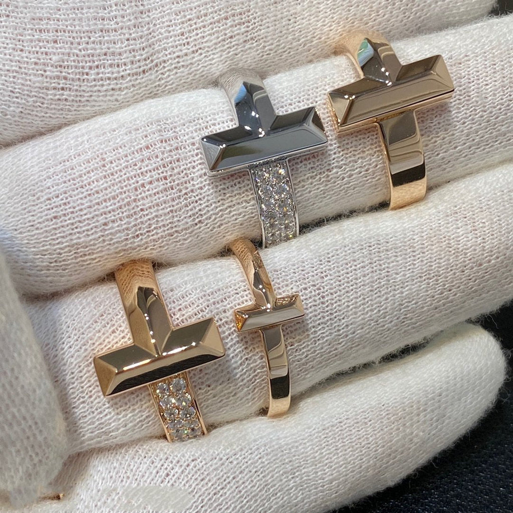 TIFFANY T WIRE MEDIUM DIAMOND RING