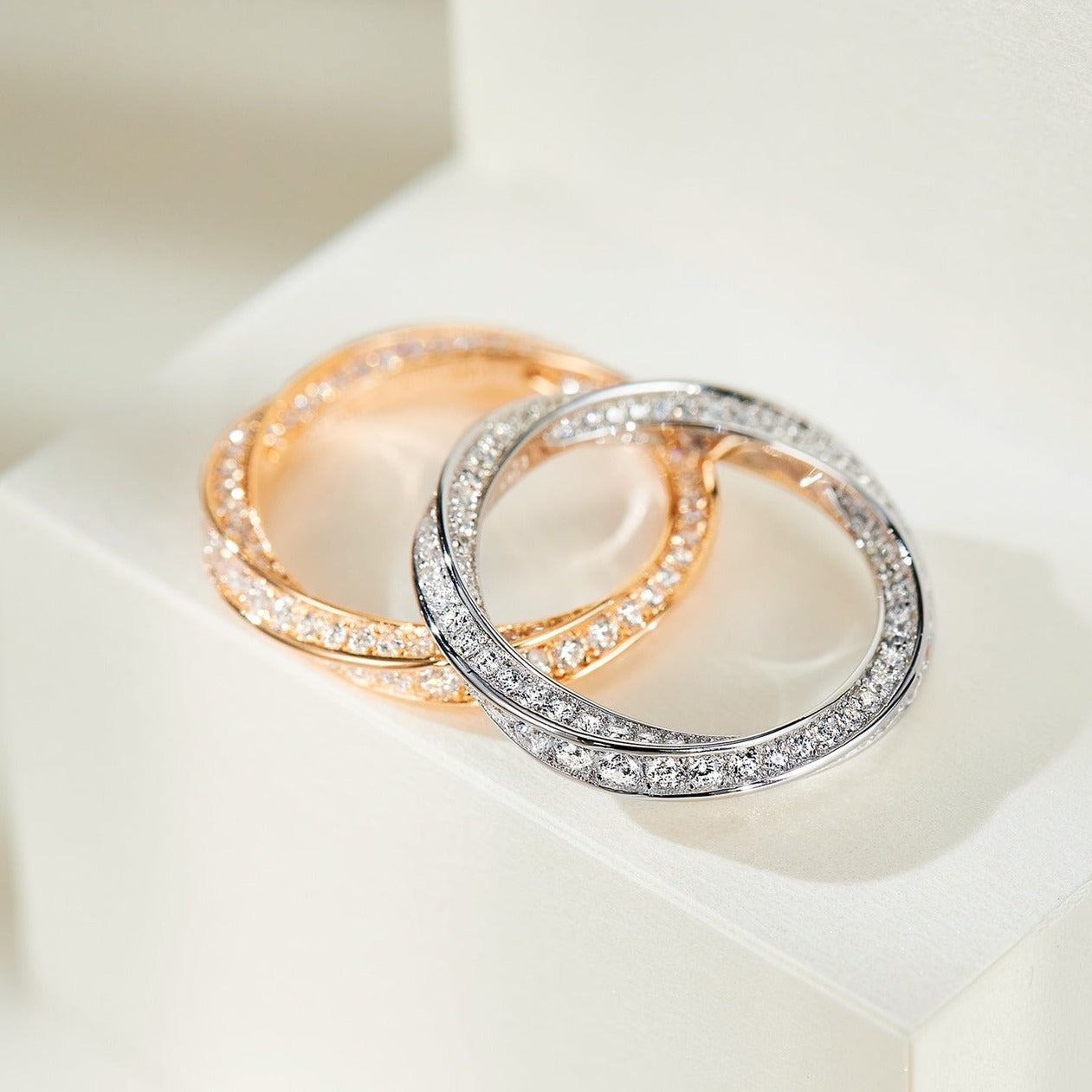 TIFFANY SPIRAL DIAMOND RING