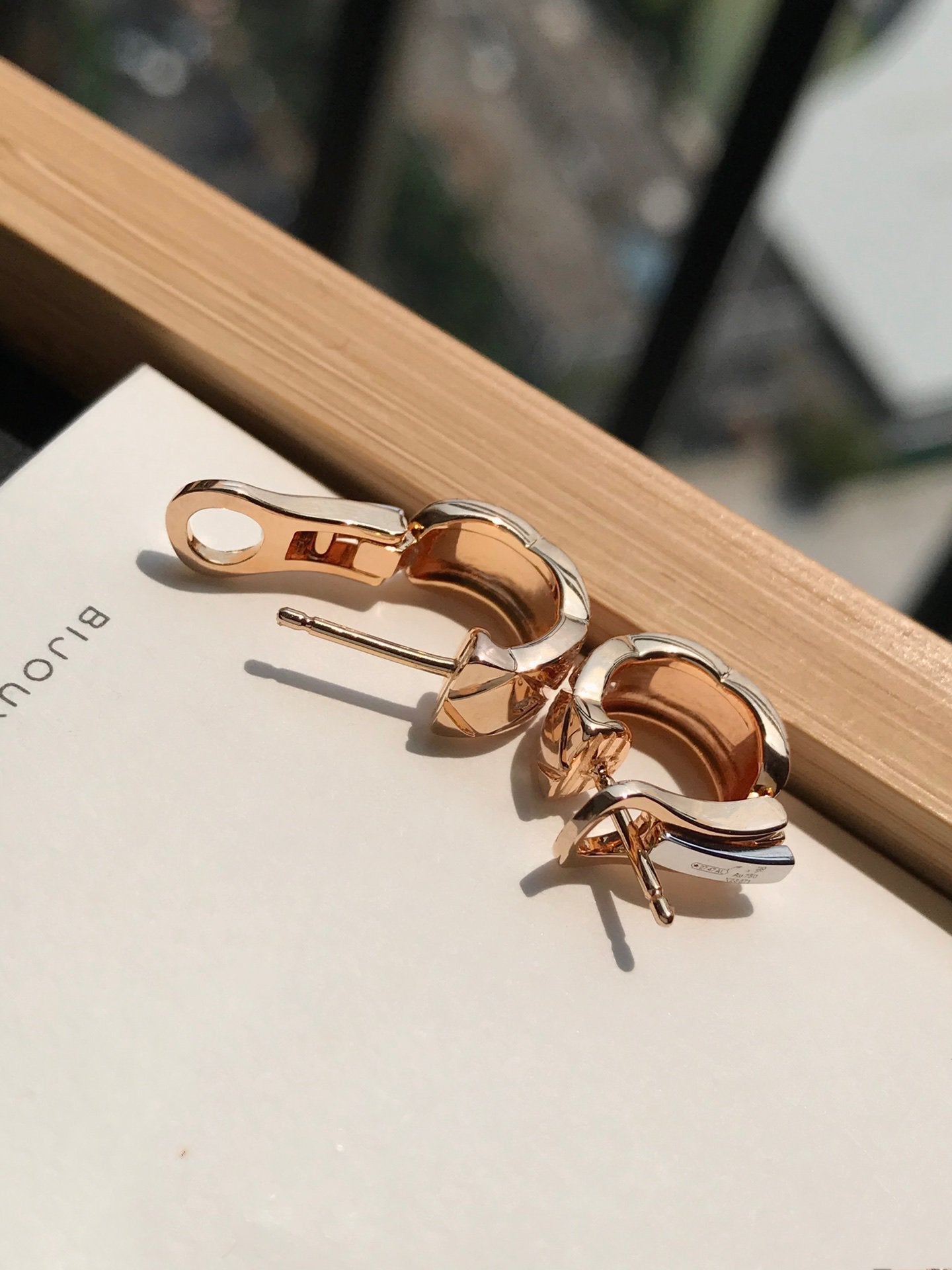 Chanel Crush Diamond Pink Gold Earrings