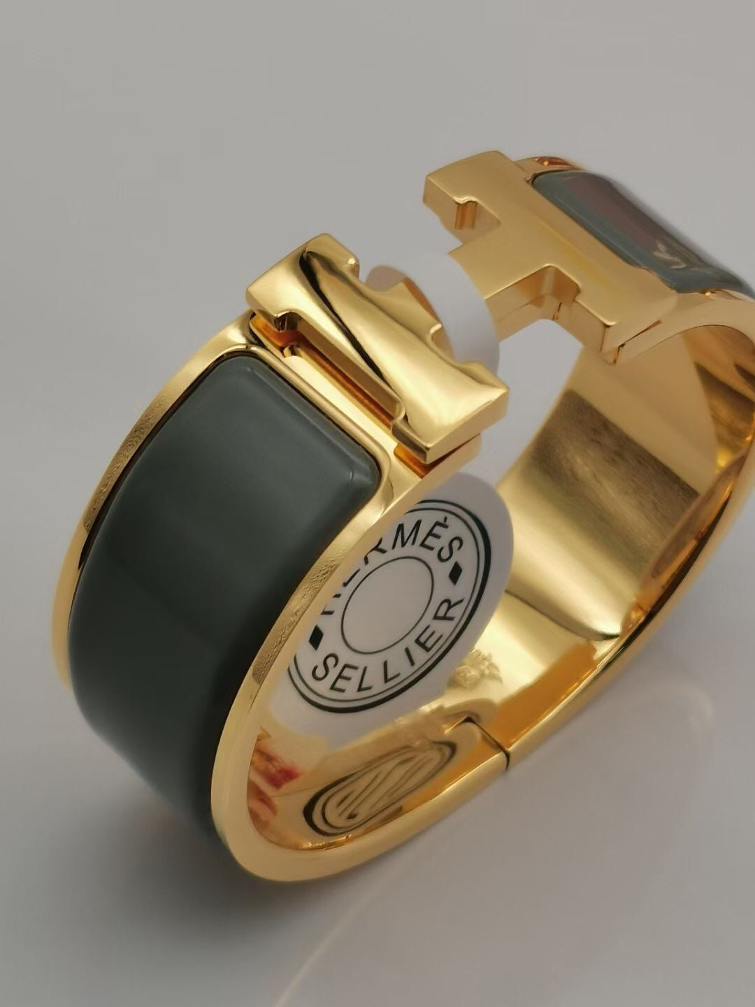 HERMES H BRACELET 20MM GOLD