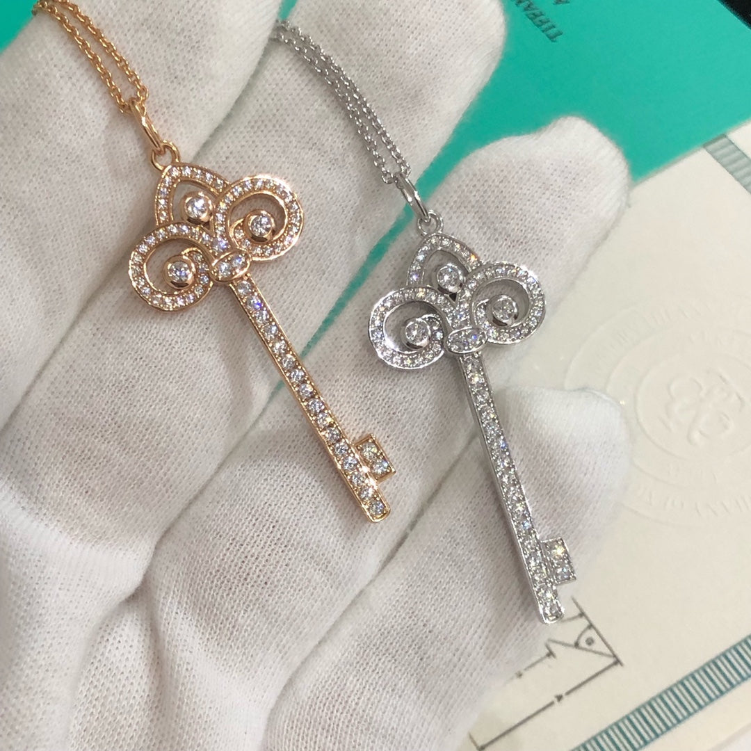 TIFFANY FLEUR KEY DIAMOND NECKLACE