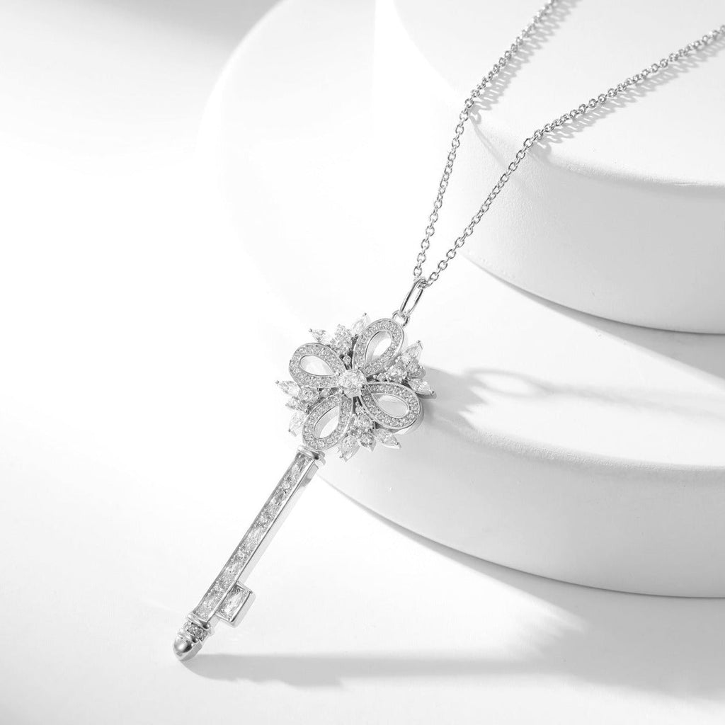 TIFFANY KEY VICTORY SILVER DIAMOND NECKLACE