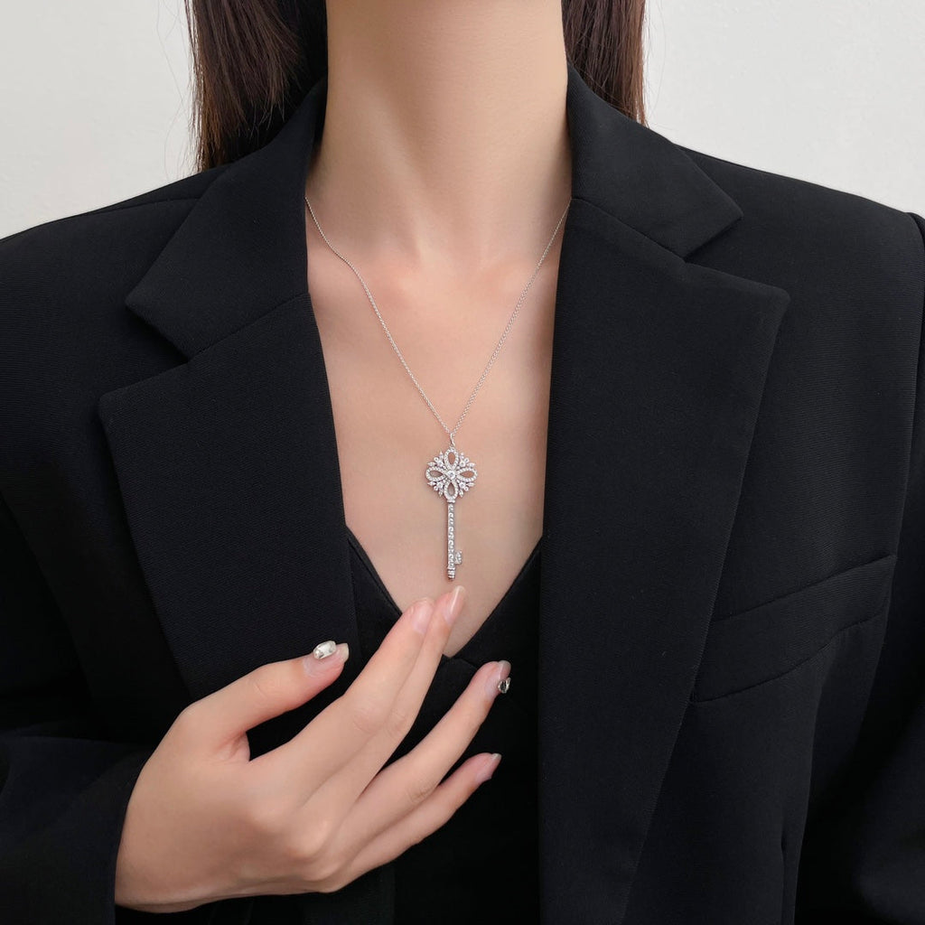 TIFFANY KEY VICTORY SILVER DIAMOND NECKLACE