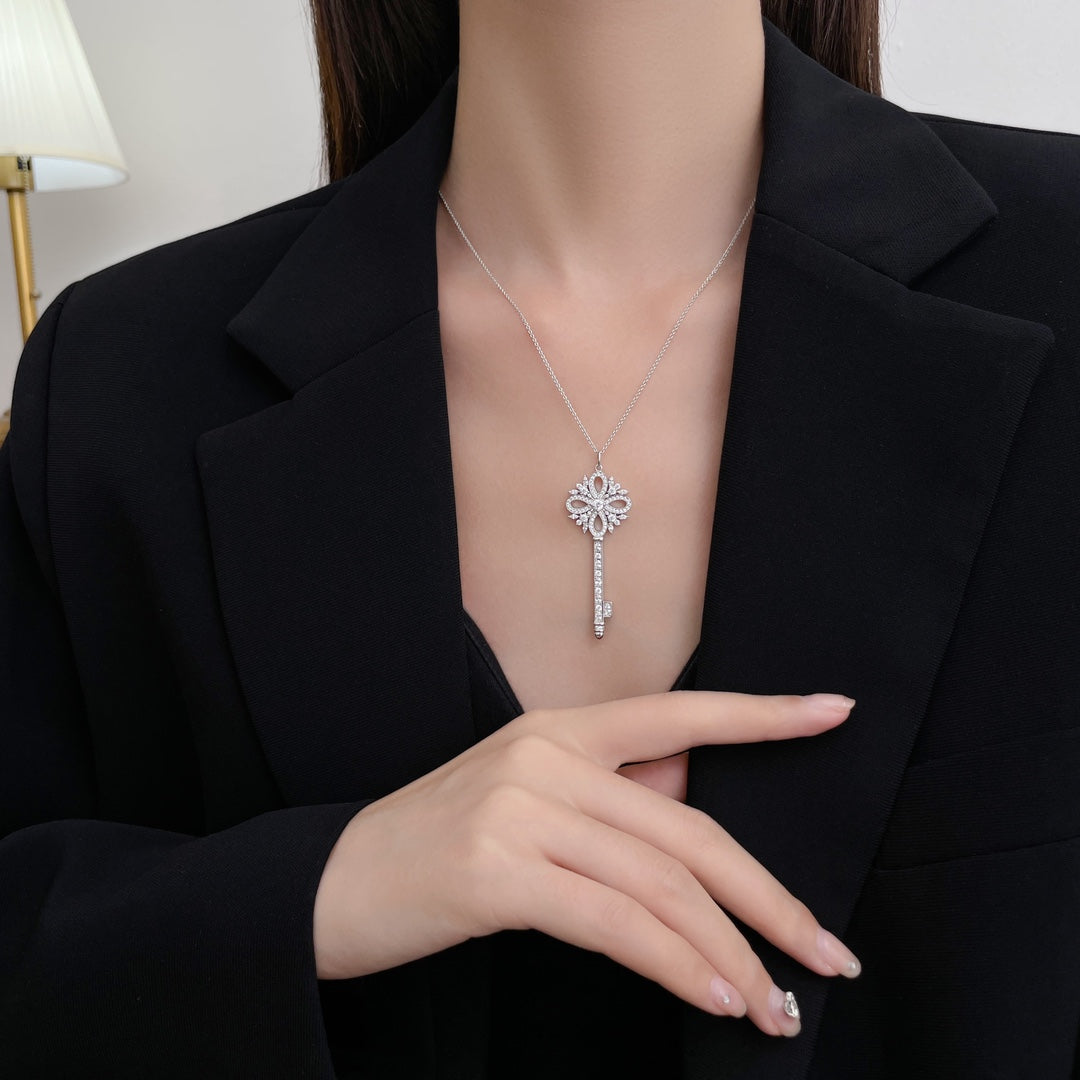 TIFFANY KEY VICTORY SILVER DIAMOND NECKLACE