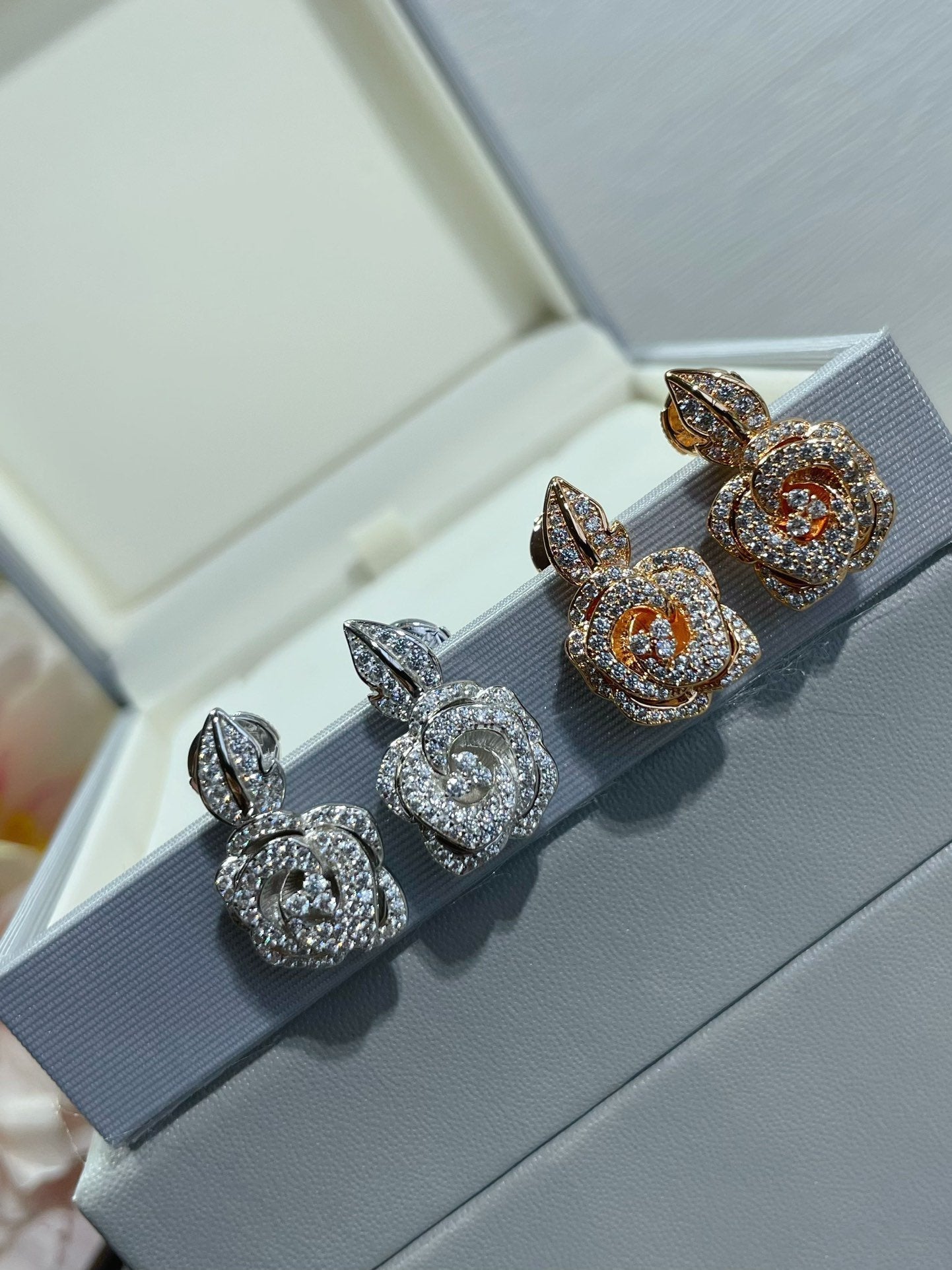 DIOR ROSE BAGATELLE DIAMOND MEDIUM EARRINGS