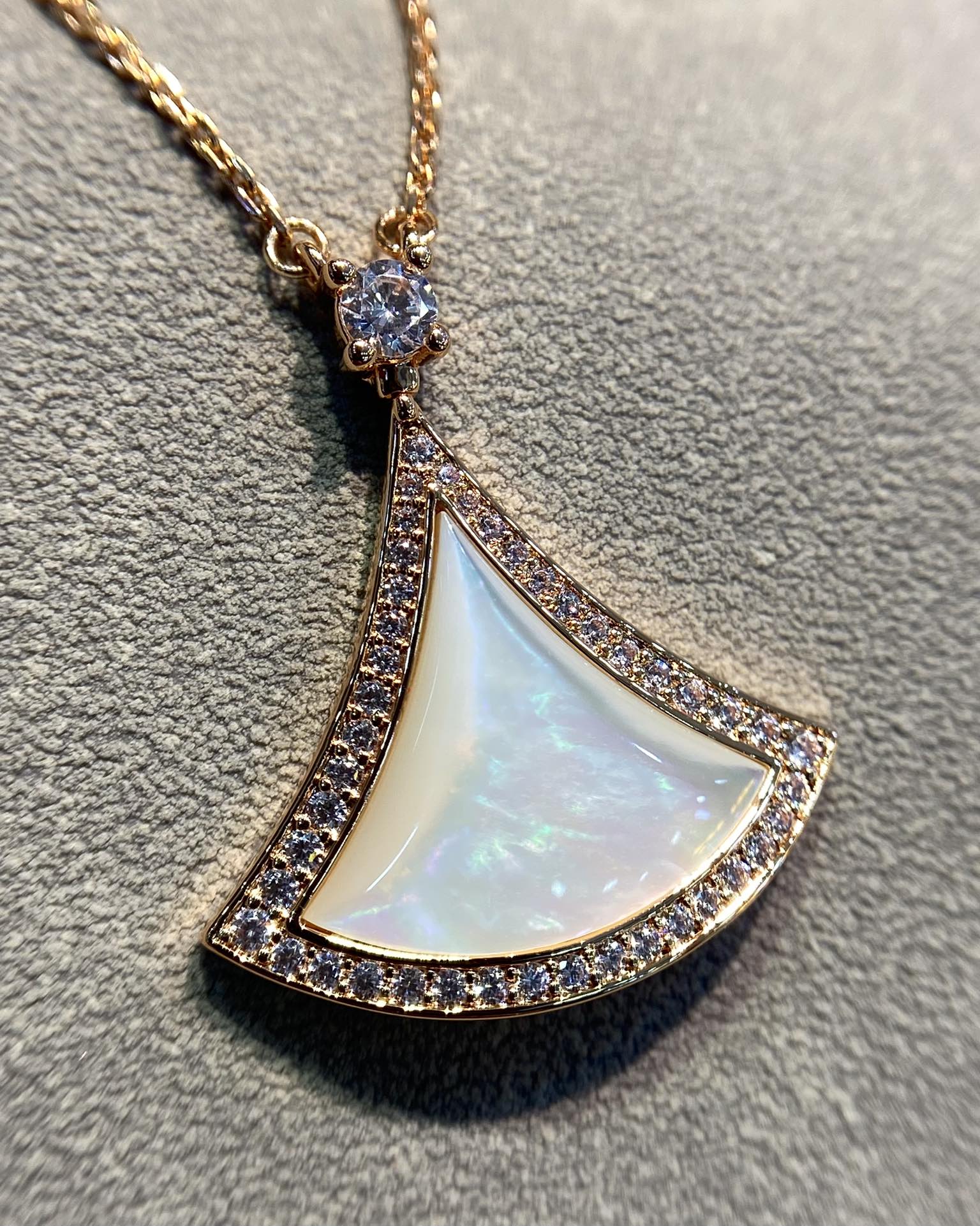 BVLGARI DREAM MOP DIAMOND PAVED PINK GOLD NECKLACE