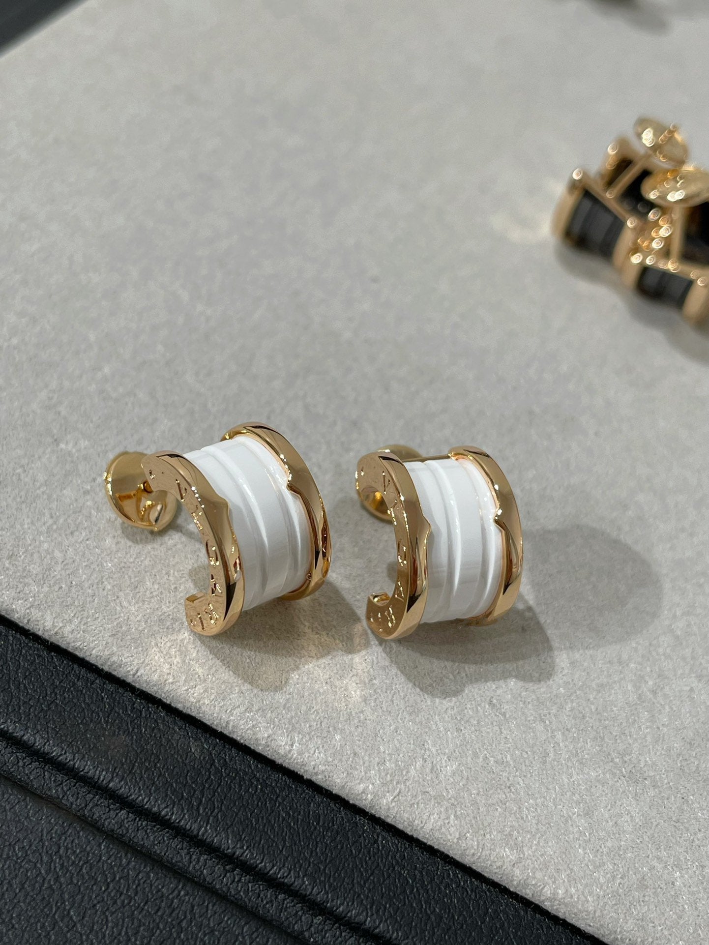BVLGARI ZERO 1 PINK GOLD CERAMIC EARRINGS