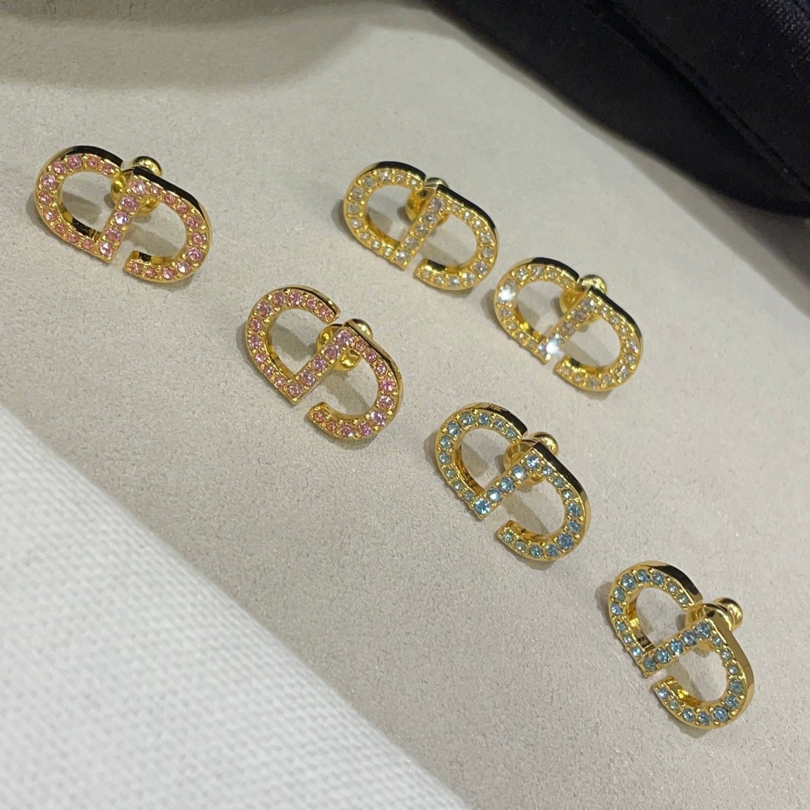 DIOR PETIT CD DIAMOND GOLD EARRINGS