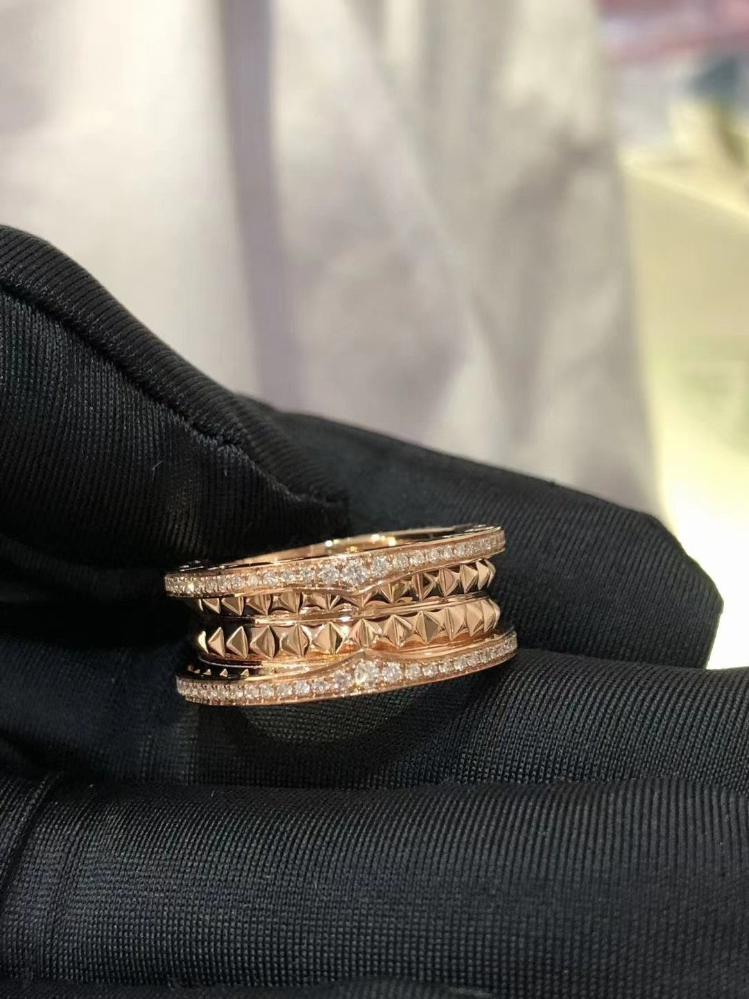 BVLGARI ZERO 1 ROCK DIAMOND PINK GOLD