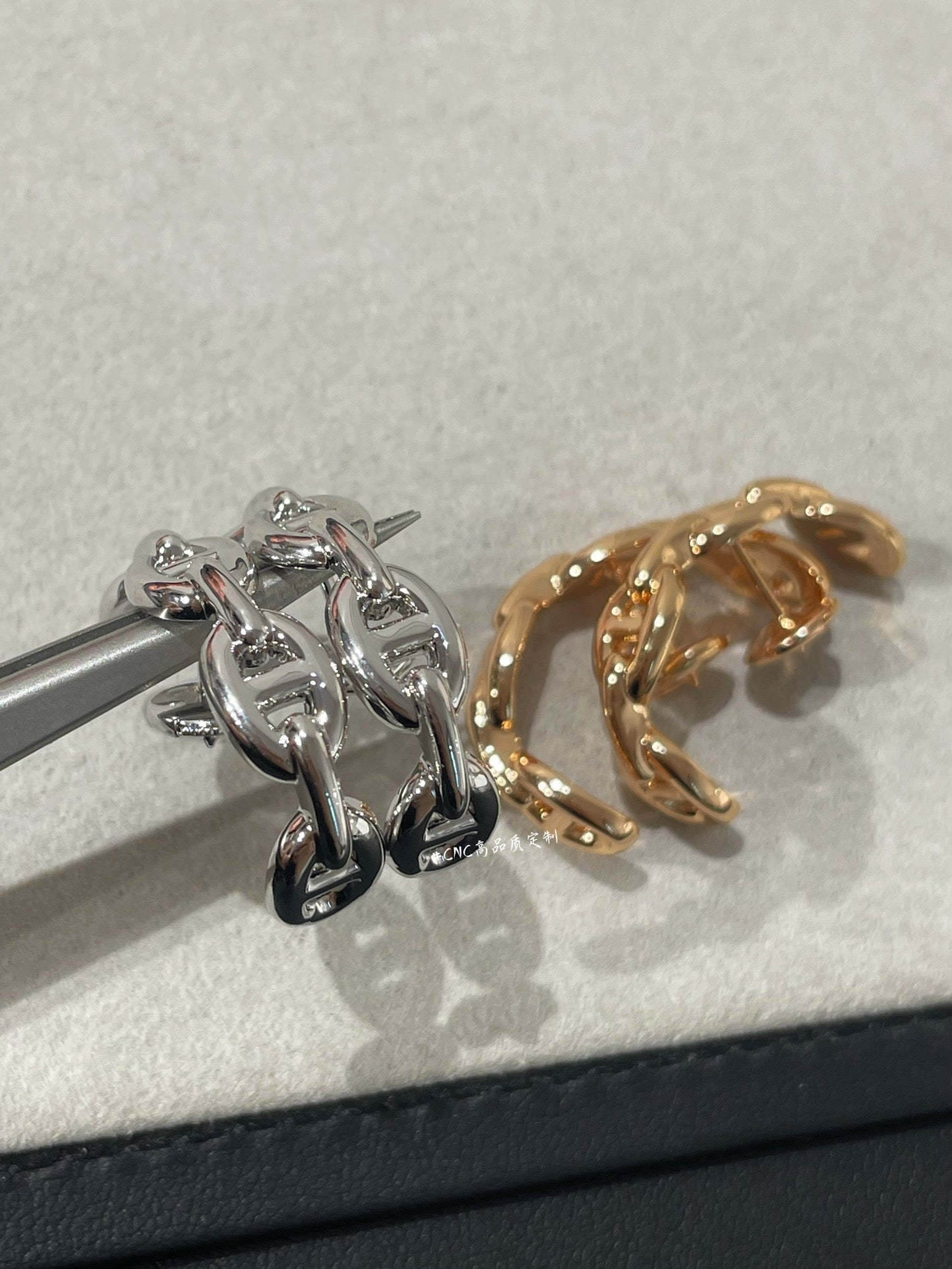 HERMES CHAINE ANCRE EARRINGS
