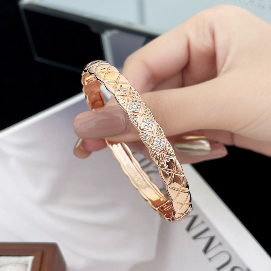 Chanel Crush Bracelet Quilted Diamond