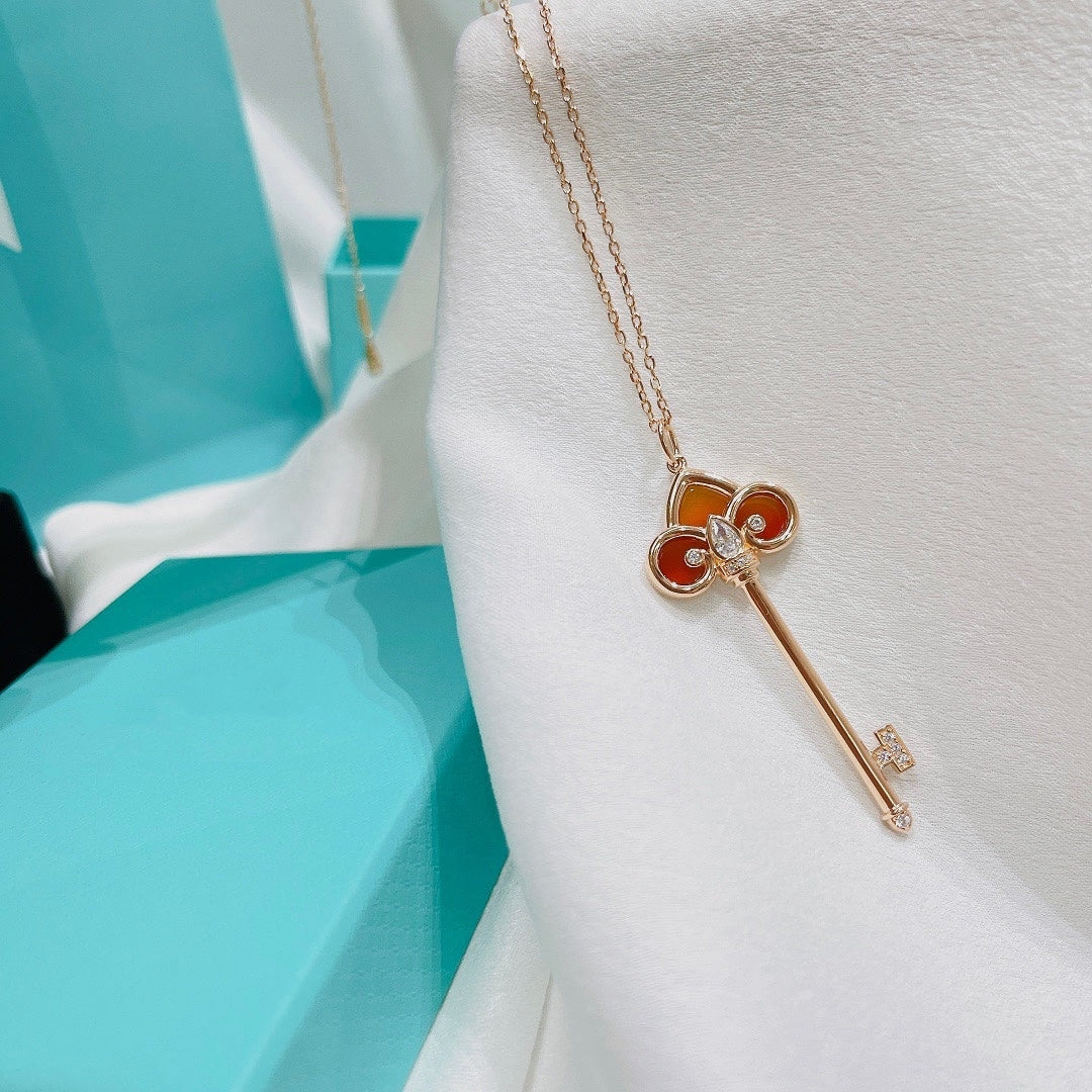 TIFFANY FLEUR DE LIS PINK GOLD DIAMOND CARNELIAN NECKLACE