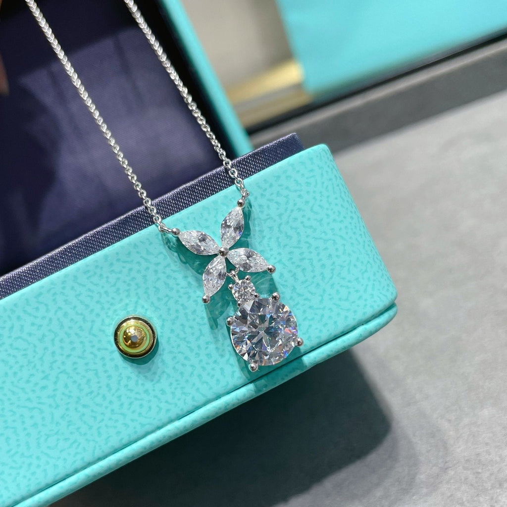 TIFFANY VICTORIA PENDANT SILVER DIAMOND NECKLACE