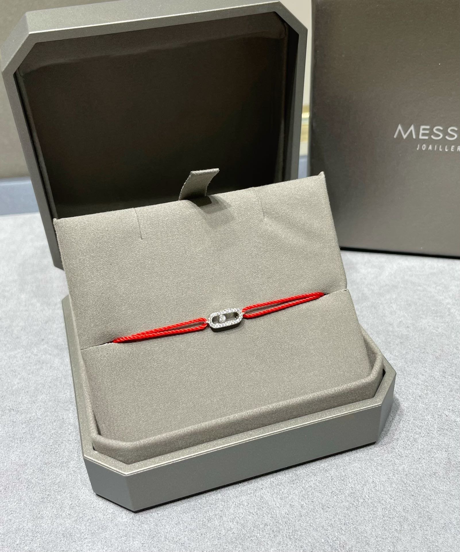 MESSIKA MOVE UNO DIAMOND CHARM RED CORDIERI