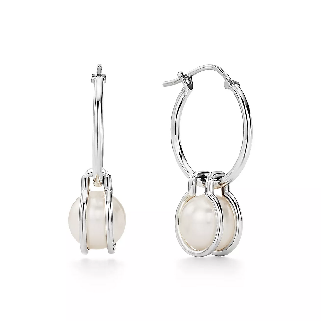 TIFFANY PEARL HOOP SILVER EARRINGS