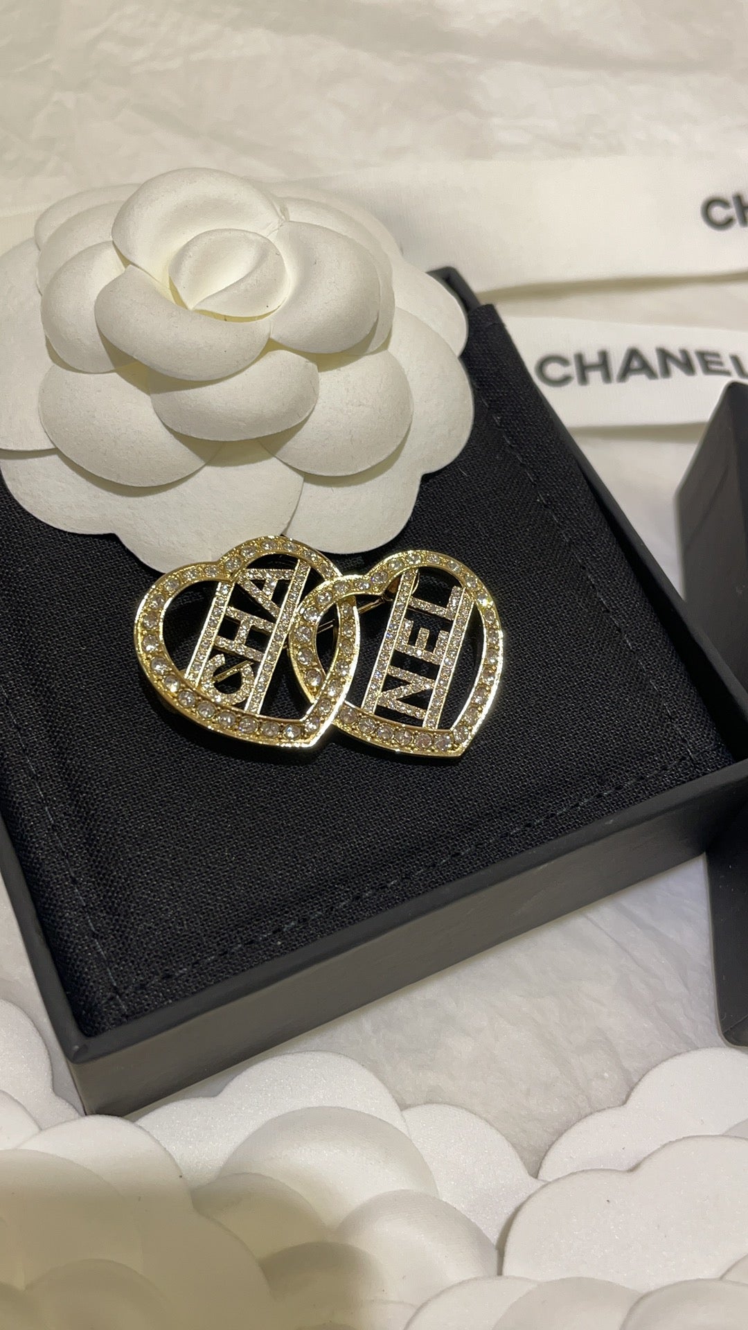 Chanel Brooch Light Gold 161773