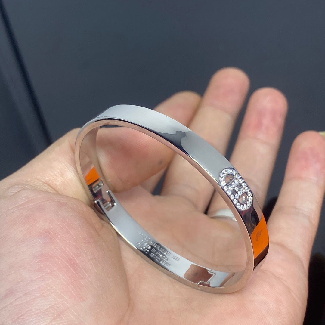 HERMES H Pig Nose Diamond-Encrusted Bracelet