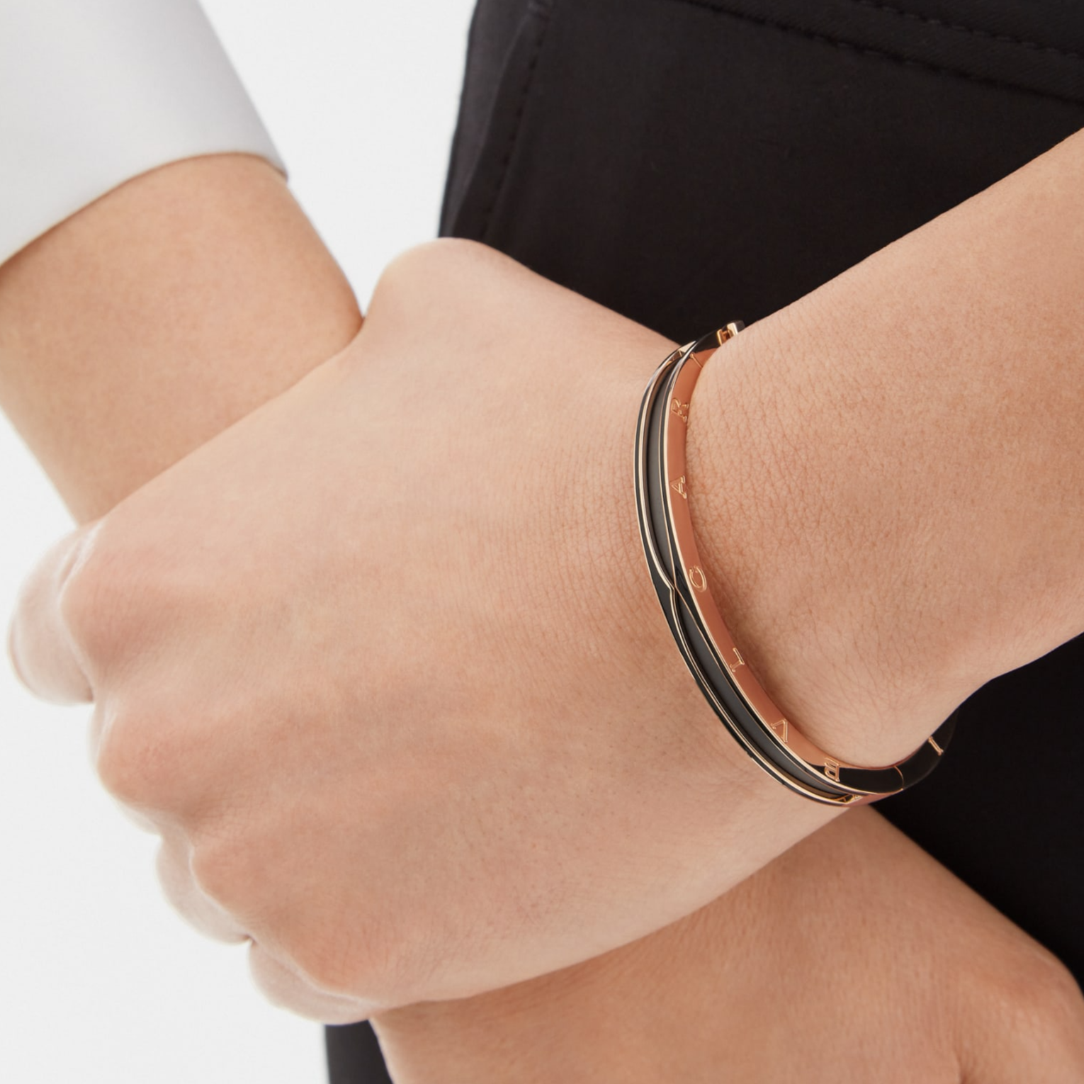 BVLGARI ZERO 1 PINK GOLD WITH MATTE BLACK CERAMIC BRACELET