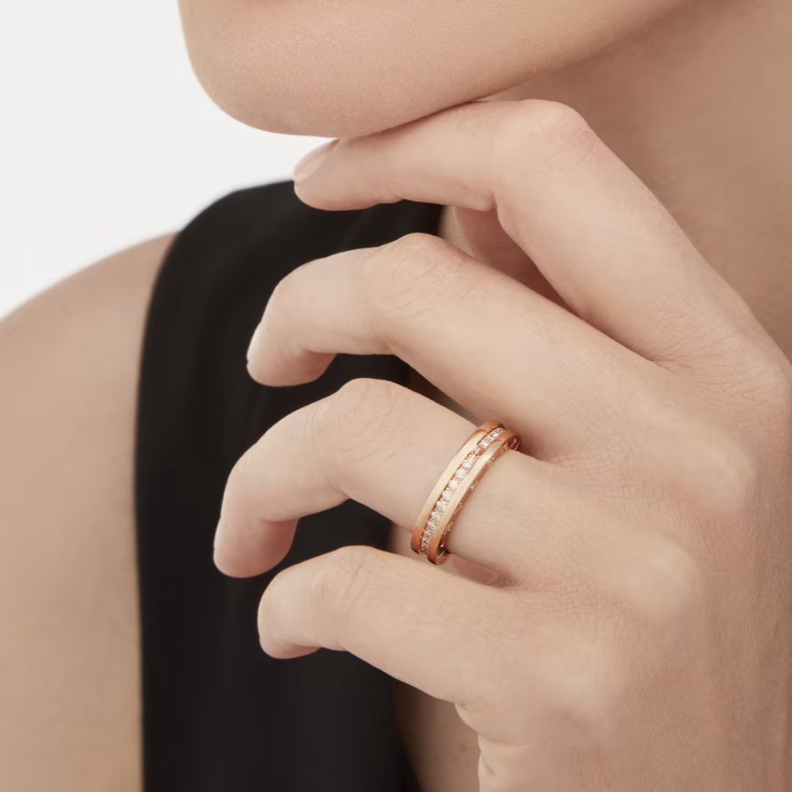 BVLGARI ZERO 1 ONE-BAND PAVED DIAMONDS ON THE SPIRAL RING
