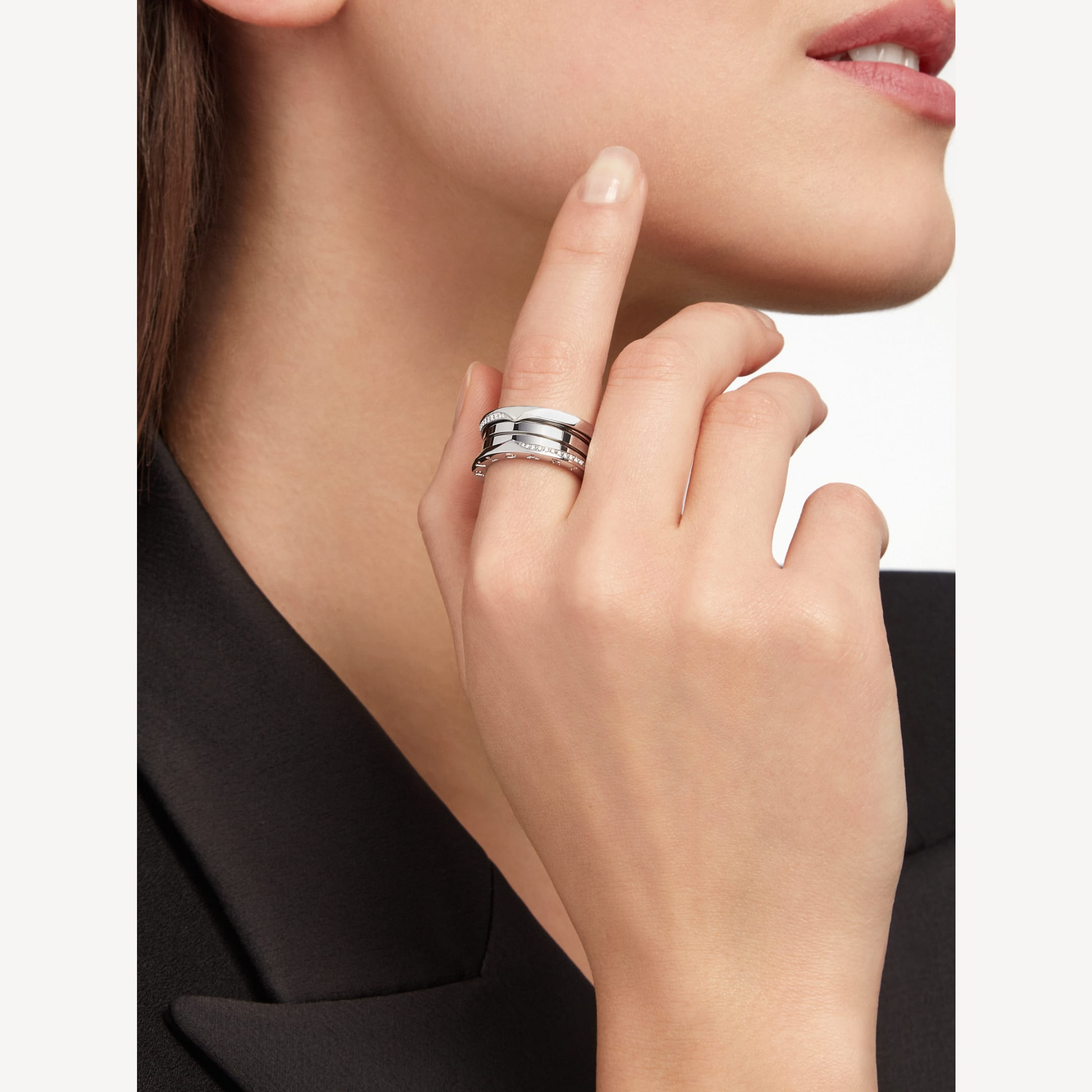 BVLGARI ZERO 1 THREE-BAND WITH DEMI-PAVED DIAMONDS ON THE EDGES RING